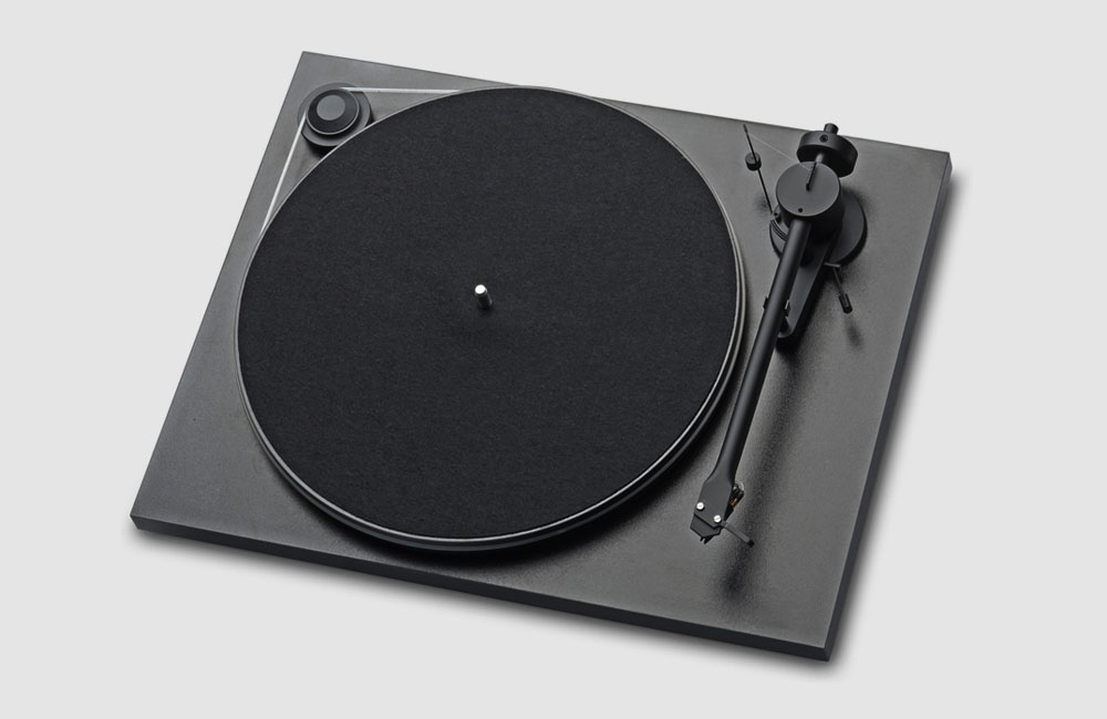 Pro-Ject-Essential-Basic