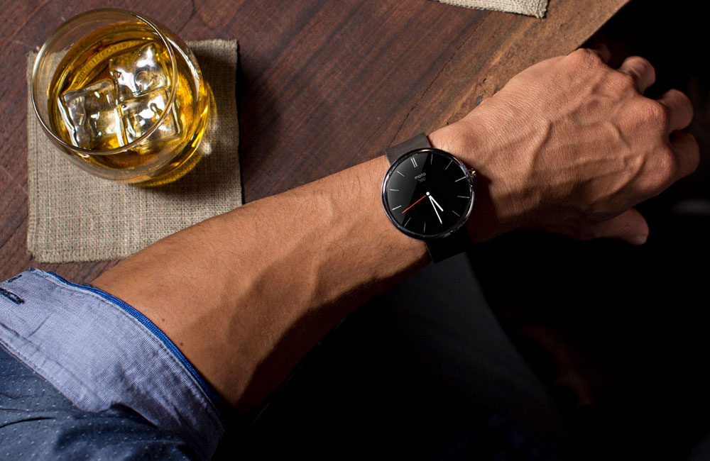 Moto-360-Smartwatch-2