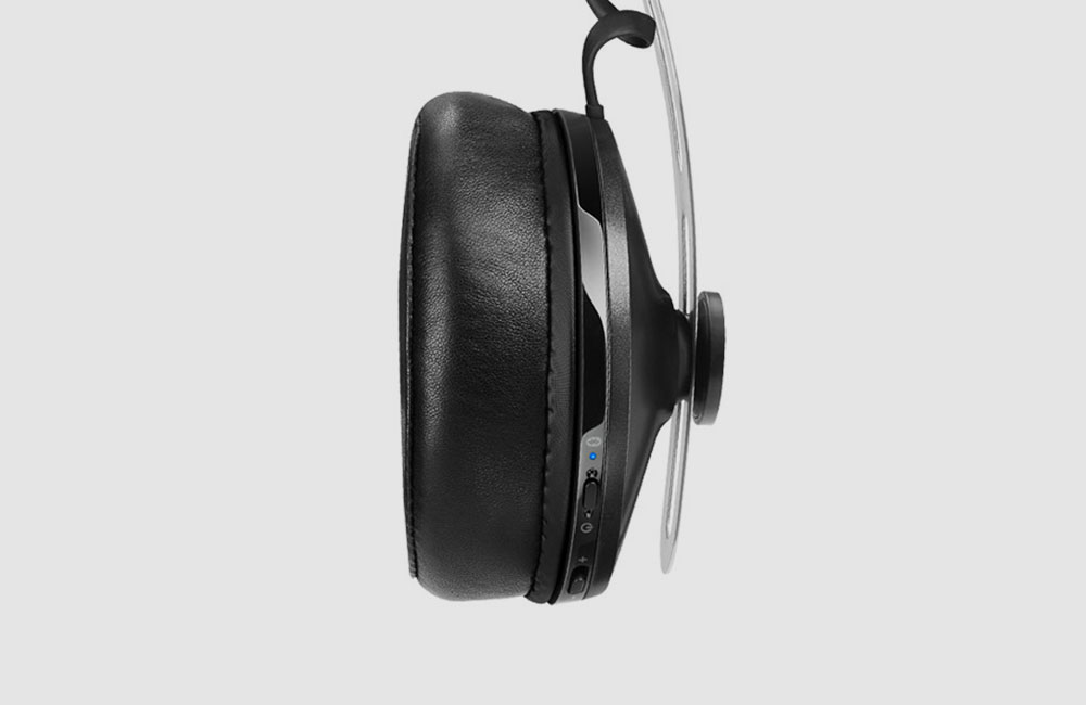 Sennheiser-Momentum-M2-Wireless-Over-Ear-Headphone-Kopfhoerer-Black-Schwarz-Detail